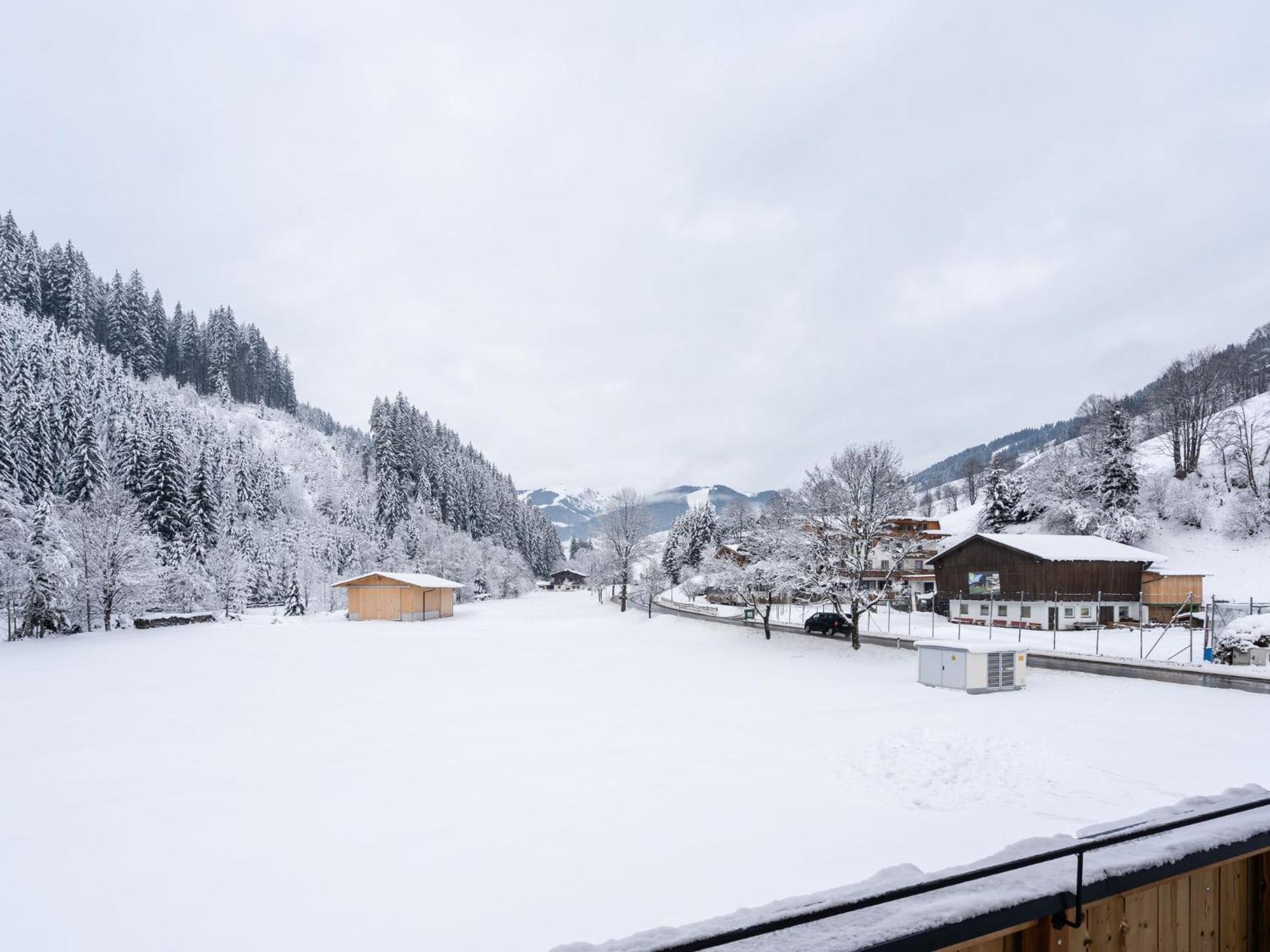 Lovely Chalet In Salzburg With Mountain View Villa Saalbach-Hinterglemm Eksteriør bilde